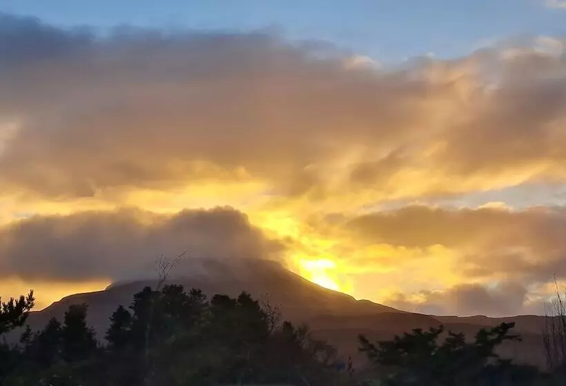 Отель Atholl House Skye