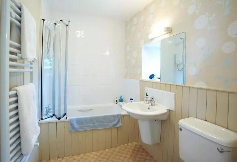 בית מלון כפרי B&b Castleton House