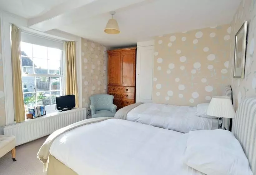 בית מלון כפרי B&b Castleton House