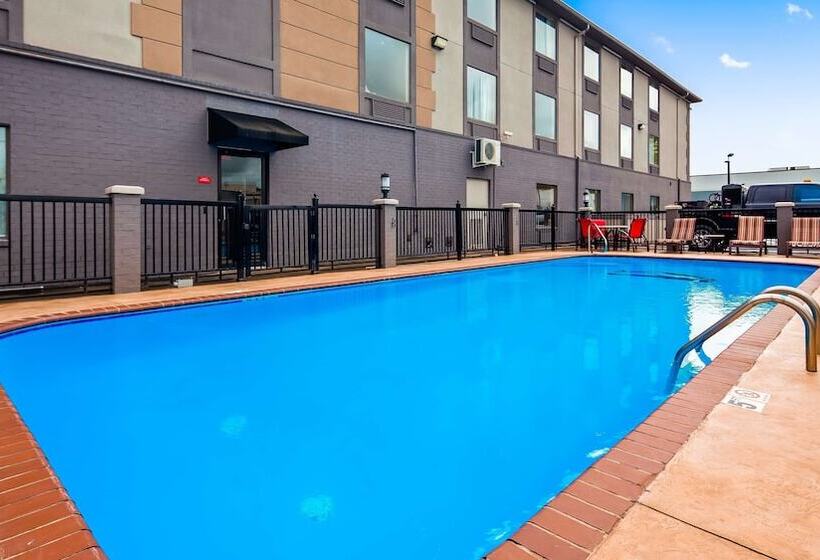 فندق Best Western Plus Jackson Downtowncoliseum