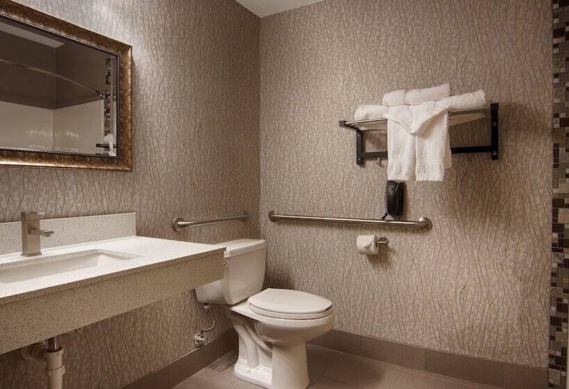 فندق Best Western Plus Jackson Downtowncoliseum