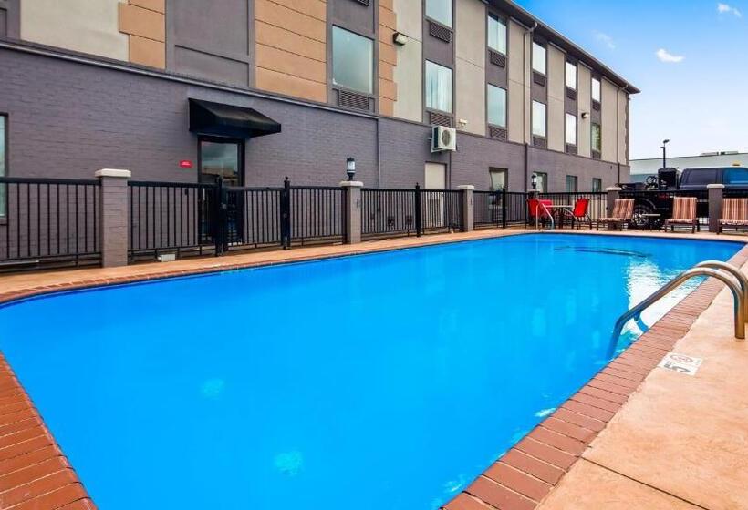 فندق Best Western Plus Jackson Downtowncoliseum