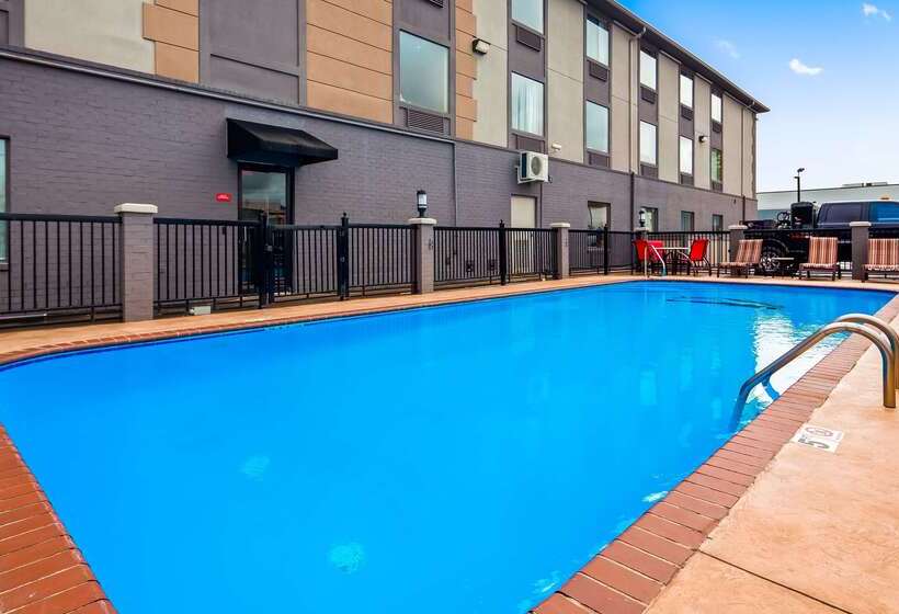 فندق Best Western Plus Jackson Downtowncoliseum