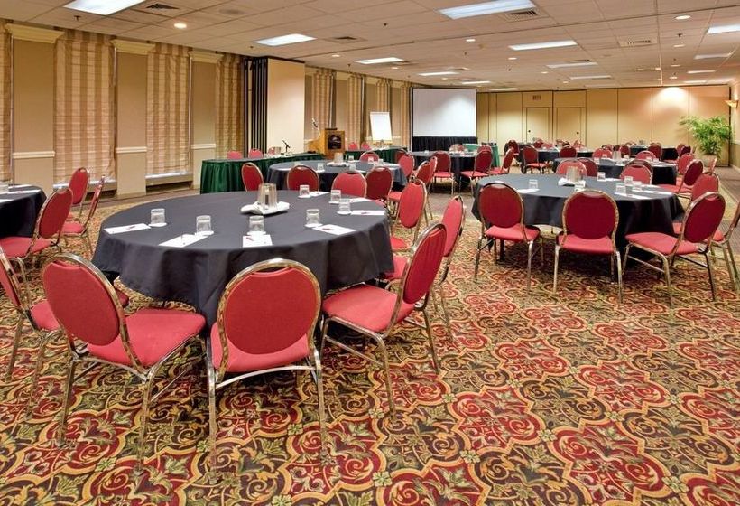 فندق City Place St. Louis