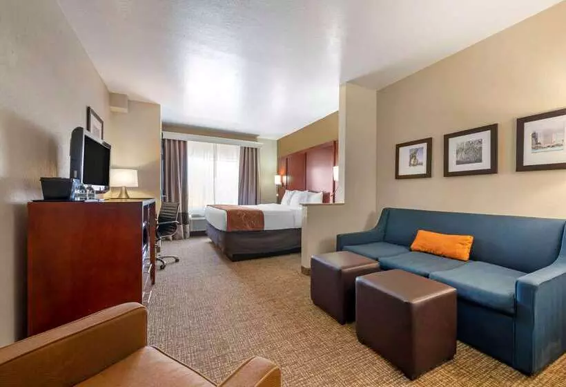 בית מלון כפרי Comfort Suites West Jacksonville