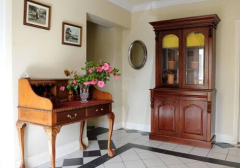 فندق Countess House