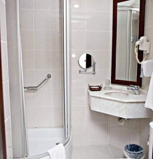 ホテル Duqqan Deluxe