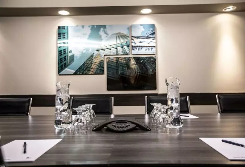 酒店 Doubletree By Hilton Roseville Minneapolis