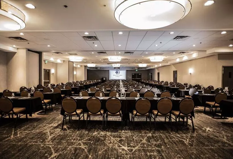 酒店 Doubletree By Hilton Roseville Minneapolis