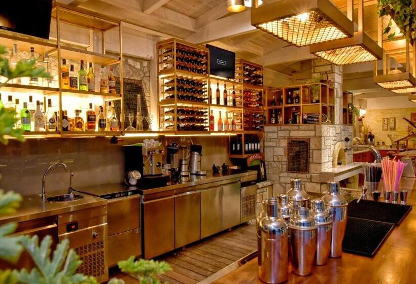 Georgia S Garden By Omilos Hotels