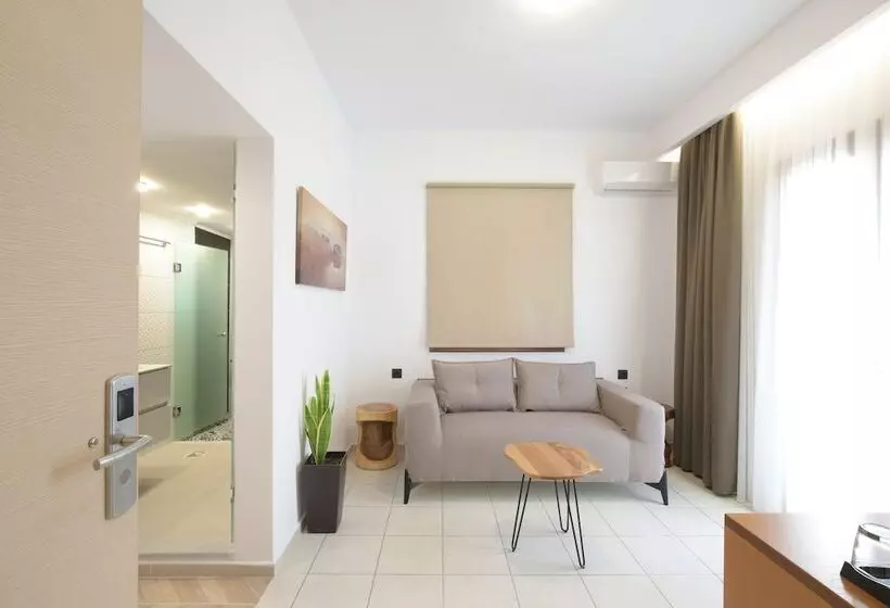 Georgia S Garden By Omilos Hotels