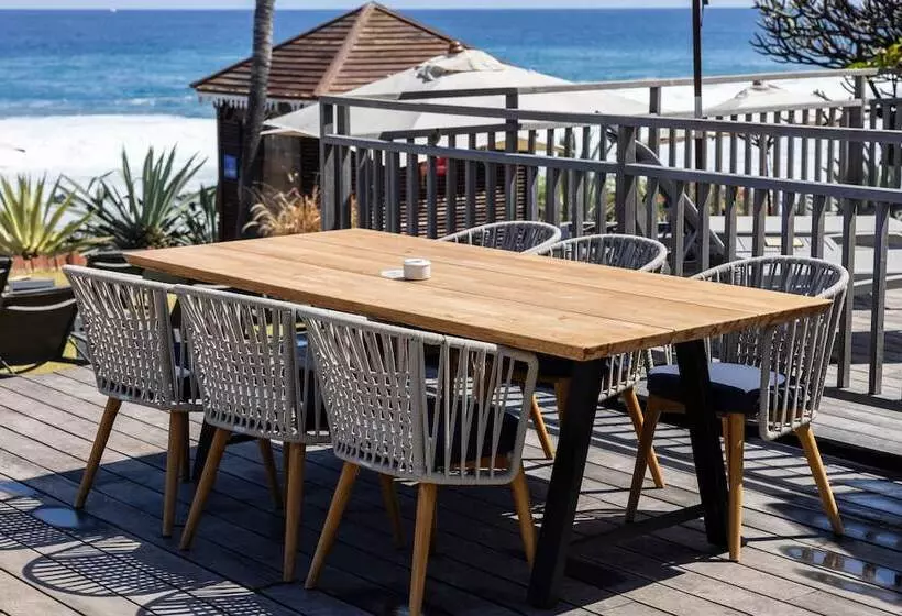 Hotel Le Boucan Canot