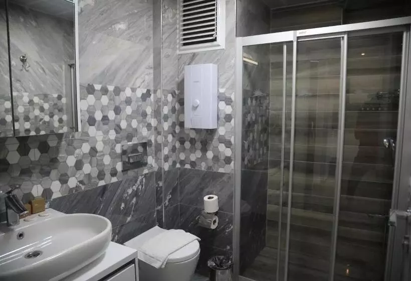 Отель L'Oceanica Beach Resort