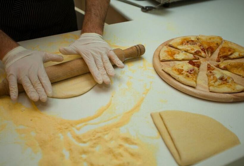 酒店 Olympic Kosma