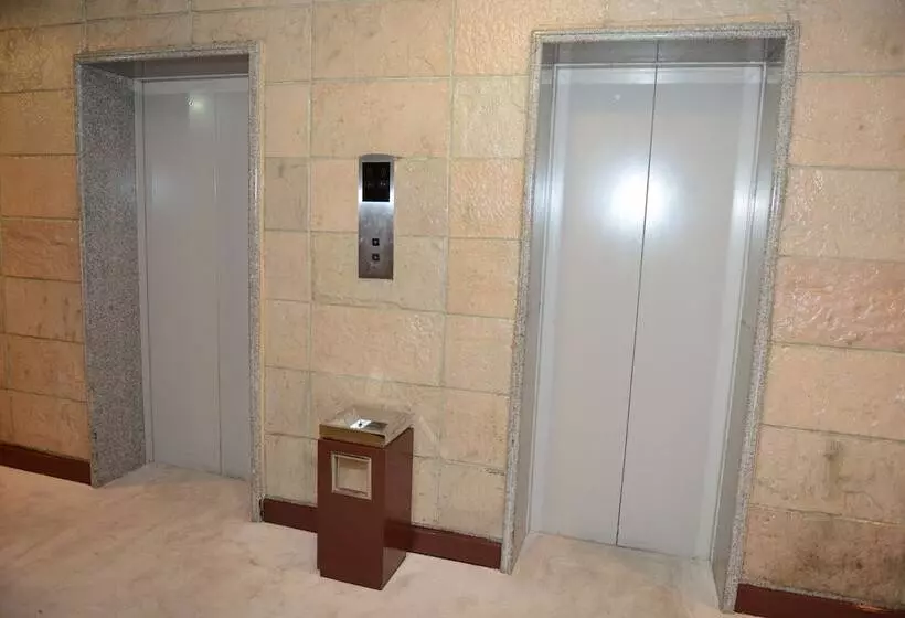 هتل Plaza Athenee