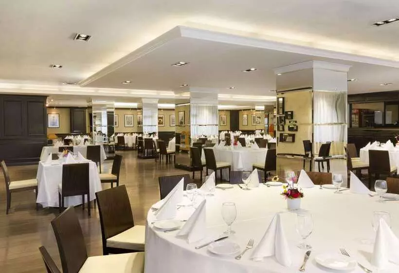 酒店 Ramada Iasi City Center