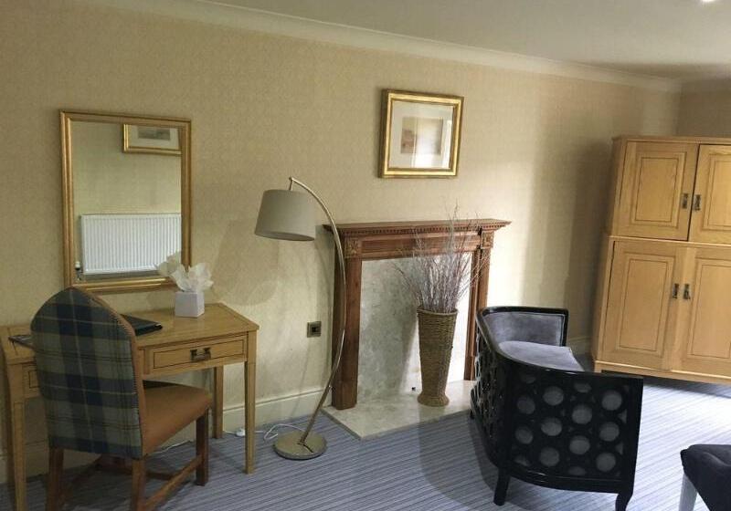 בית מלון כפרי Risley Hall