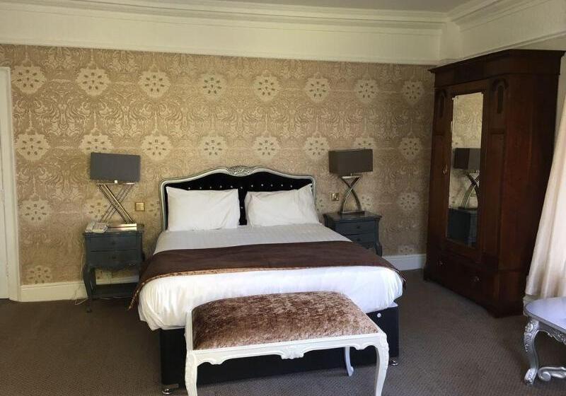 בית מלון כפרי Risley Hall