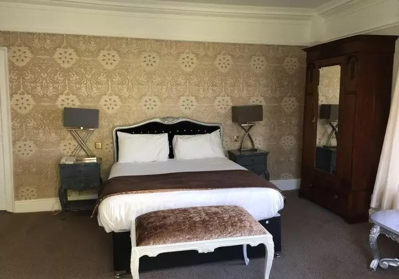 ホテル Risley Hall