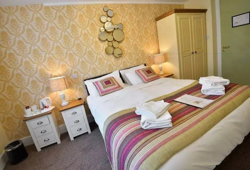 בית מלון כפרי The Crown