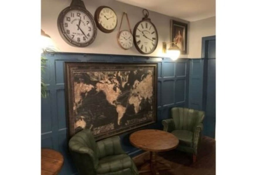 בית מלון כפרי The Crown