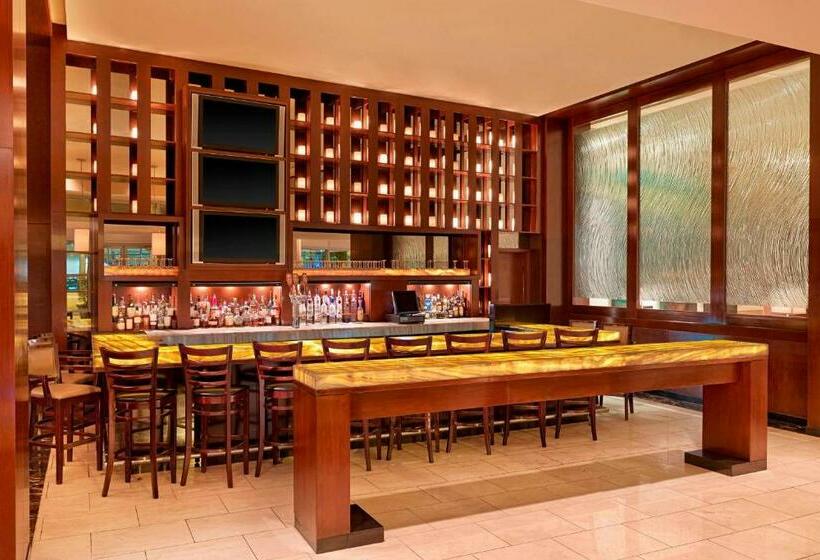 فندق The Westin Memphis Beale Street