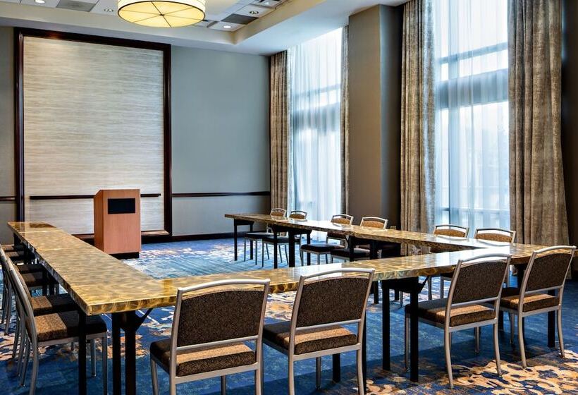 فندق The Westin Memphis Beale Street