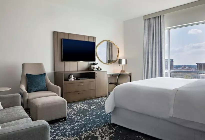 Отель The Westin Memphis Beale Street