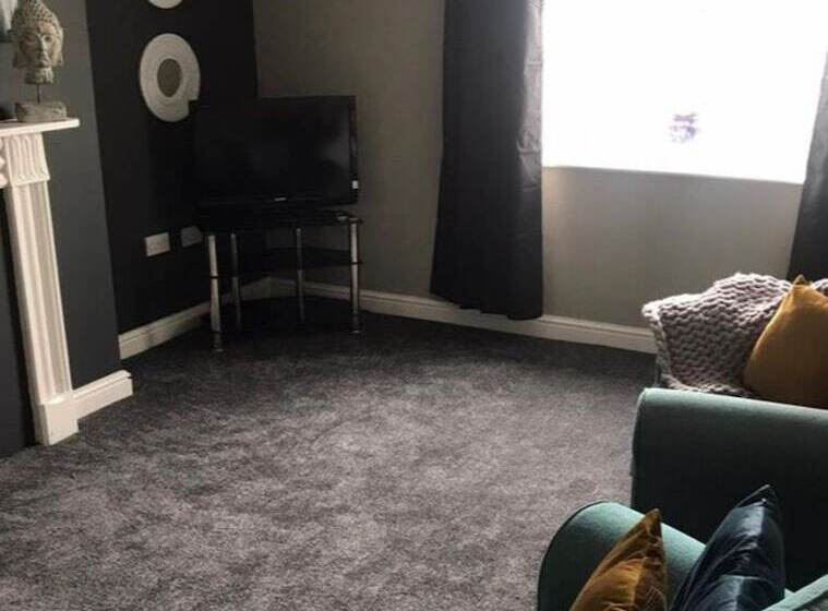 호텔 The Leven Guesthouse