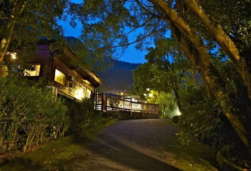 هتل Hsinchu Bali Forest Hot Spring Resort