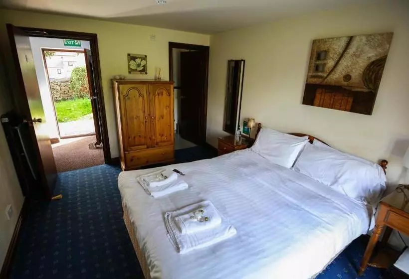 ホテル Ye Olde Bowling Green Inn By Oyo Rooms