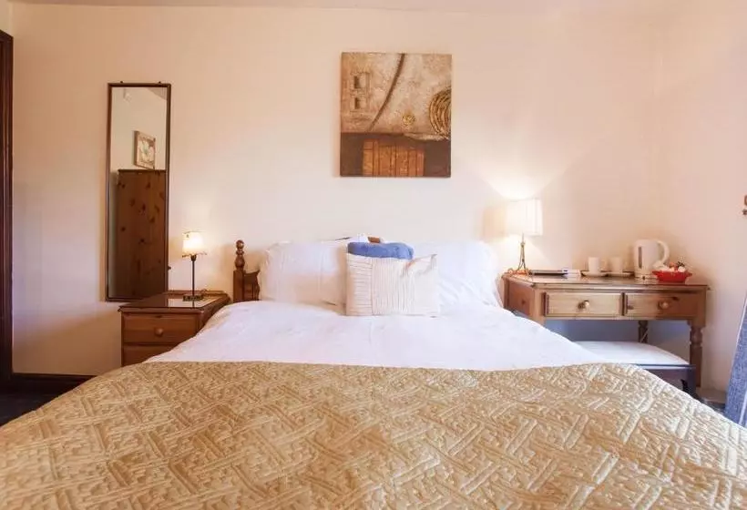 ホテル Ye Olde Bowling Green Inn By Oyo Rooms