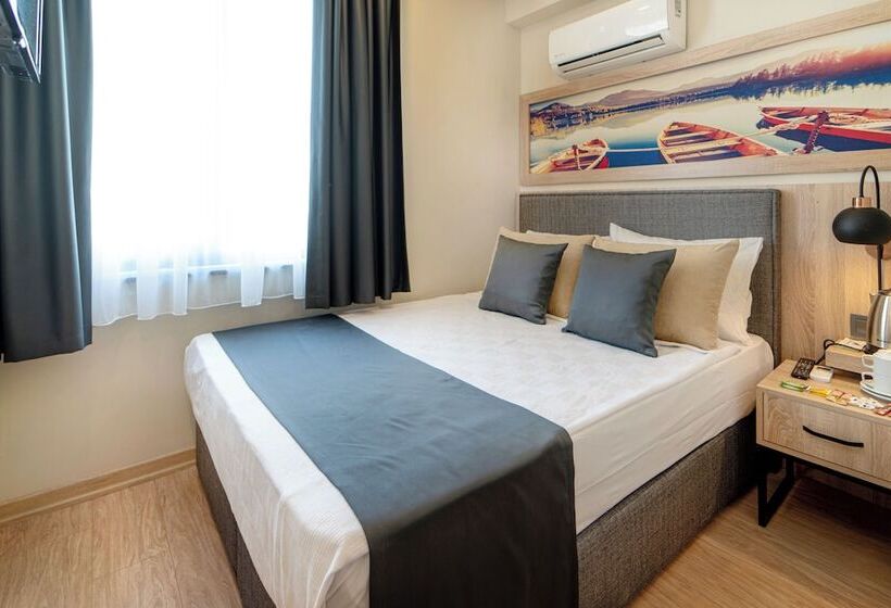 هتل Deniz Boutique