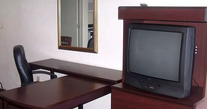 酒店 American Inn & Suites