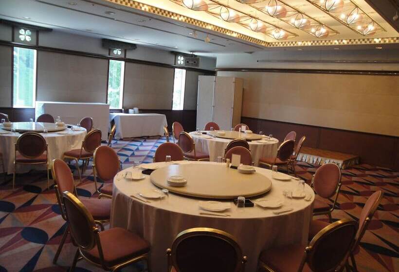 Ark Hotel Kumamotojo Mae Route Inn Hotels