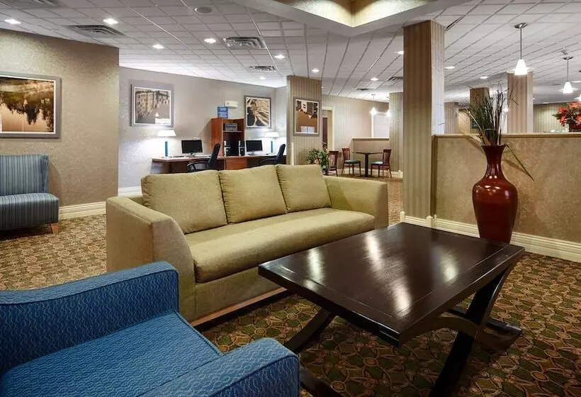 酒店 Best Western Plus Kalamazoo Suites
