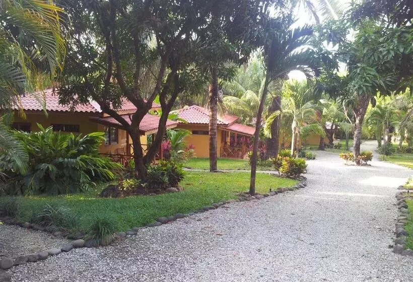 Esencia Hotel And Villas