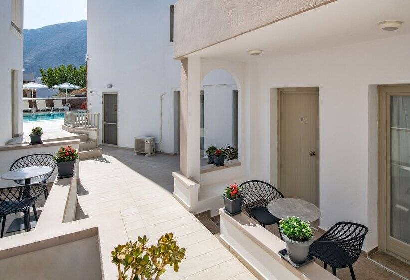 בית מלון כפרי Fomithea