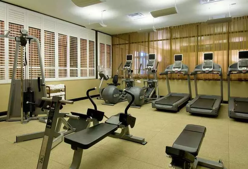 هتل Hilton Promenade At Branson Landing