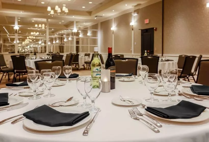 Hotelli Hilton Promenade At Branson Landing