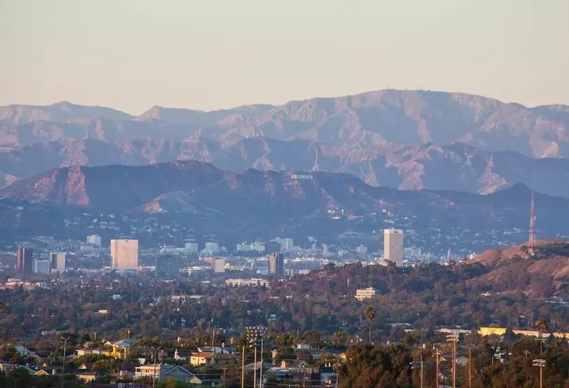 June West La, A Member Of Design Hotels