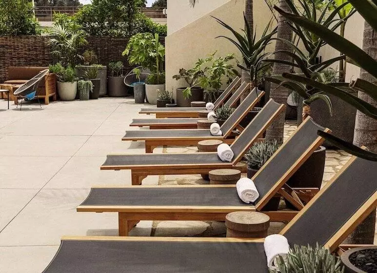 June West La, A Member Of Design Hotels