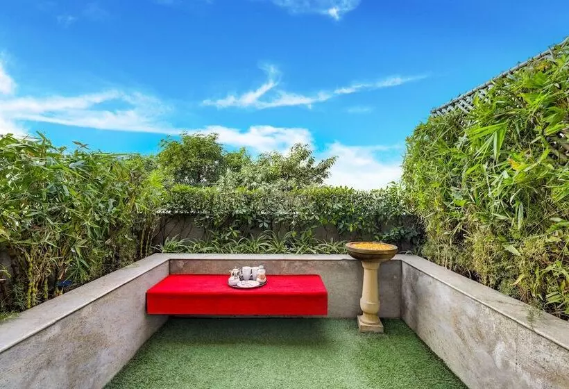 Hotel Lemon Tree Premier City Center