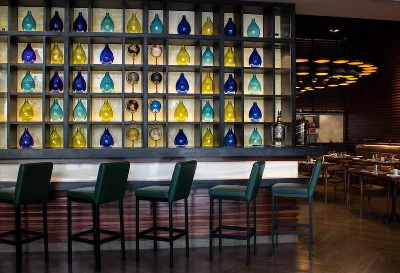 Hotel Lemon Tree Premier City Center