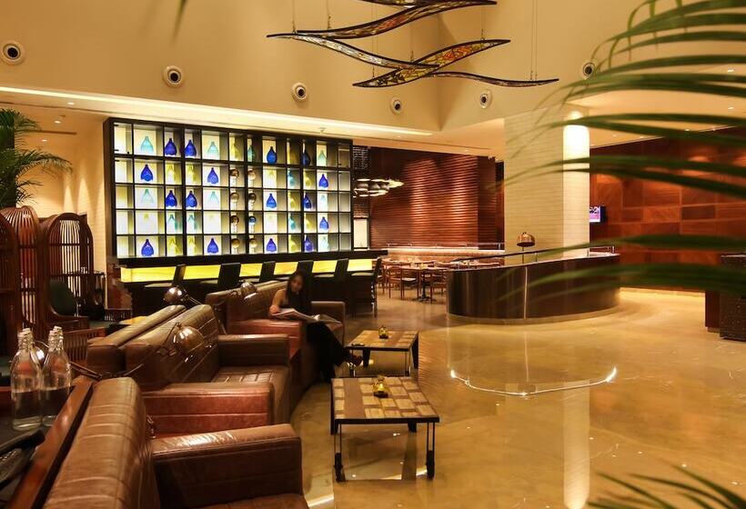 Hotel Lemon Tree Premier City Center