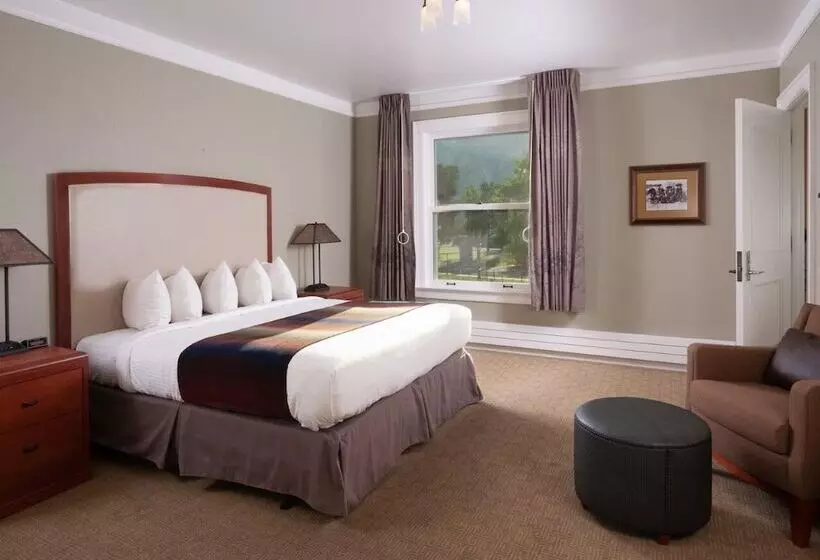 ホテル Mammoth Hot Springs & Cabins Inside The Park