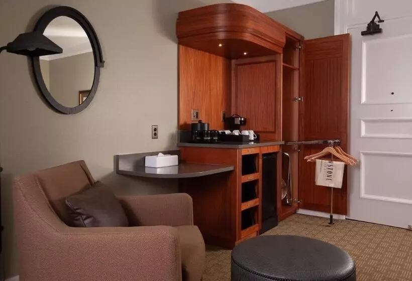 ホテル Mammoth Hot Springs & Cabins Inside The Park