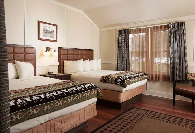 ホテル Mammoth Hot Springs & Cabins Inside The Park