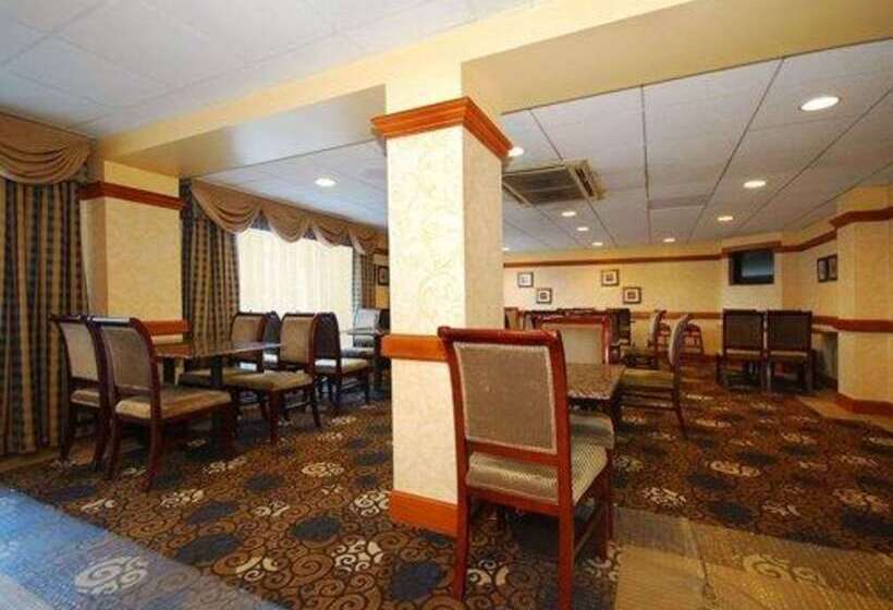 ホテル Quality Inn & Suites