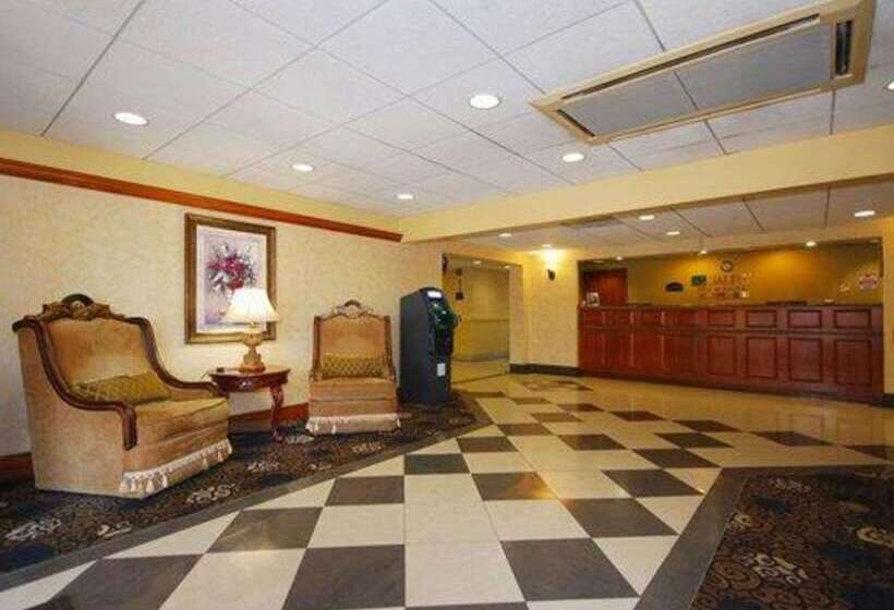 ホテル Quality Inn & Suites